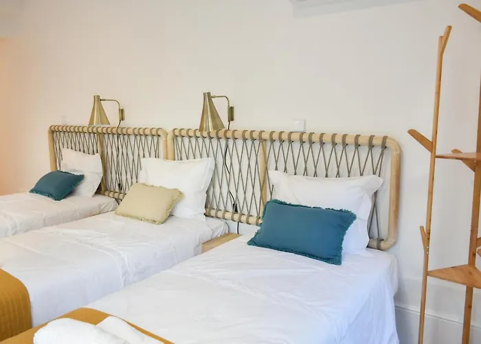 Lindo 2 Quartos Com Patio - Batalha - C *