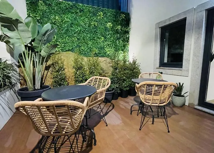 Lindo 2 Quartos Com Patio - Batalha - C Apartment Porto