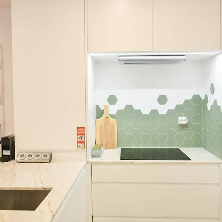 Lindo 2 Quartos Com Patio - Batalha - C Apartment *