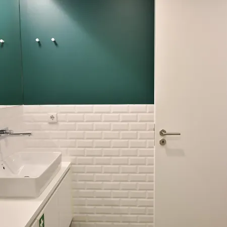 Lindo 2 Quartos Com Patio - Batalha - C Apartment Porto