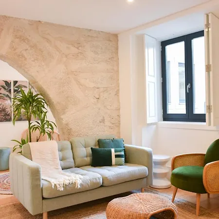 Appartement Lindo 2 Quartos Com Patio - Batalha - C *