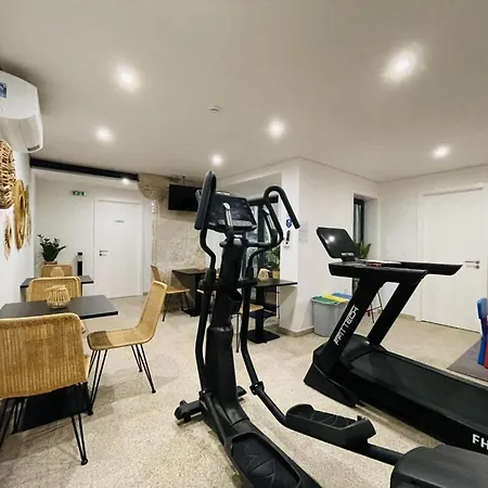 Lindo 2 Quartos Com Patio - Batalha - C