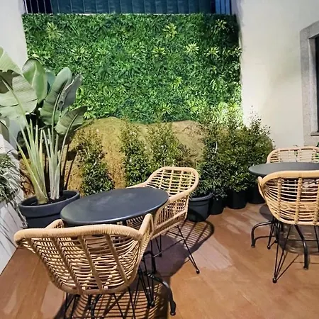 Apartman Lindo 2 Quartos Com Patio - Batalha - C