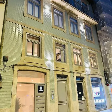 Lindo 2 Quartos Com Patio - Batalha - C *