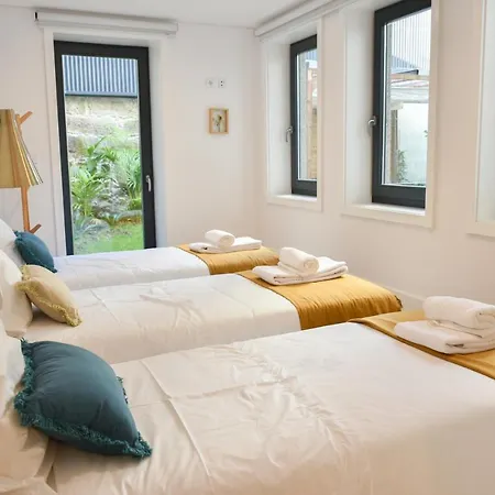 Lindo 2 Quartos Com Patio - Batalha - C Daire Porto