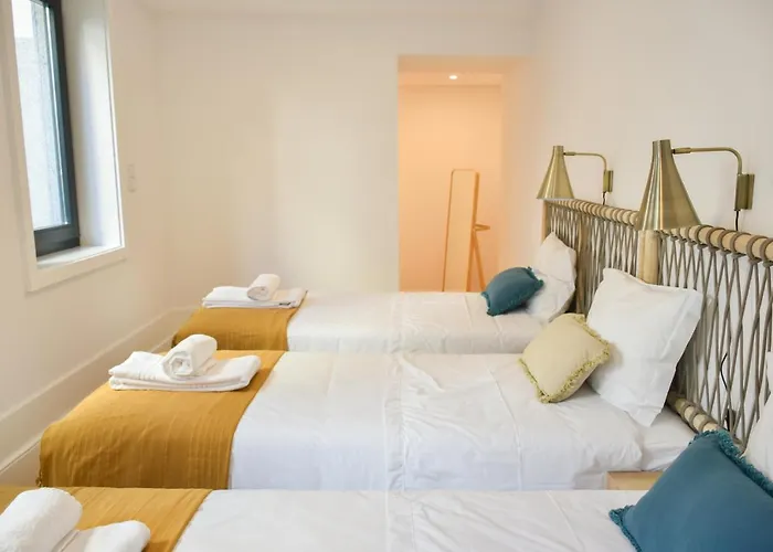 Lindo 2 Quartos Com Patio - Batalha - C *