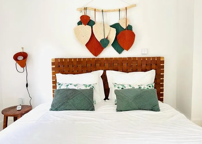 Lindo 2 Quartos Com Patio - Batalha - C 波尔图