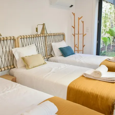 Lindo 2 Quartos Com Pátio - Batalha - C Apartamento