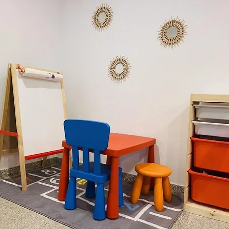 Lindo 2 Quartos Com Pátio - Batalha - C *