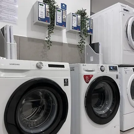 Apartamento Lindo 2 Quartos Com Pátio - Batalha - C *