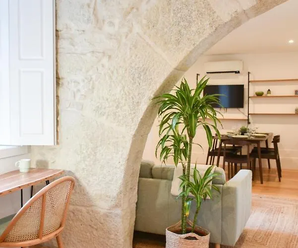 Διαμέρισμα Lindo 2 Quartos Com Patio - Batalha - C