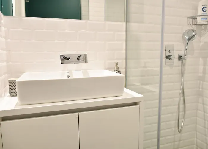 Διαμέρισμα Lindo 2 Quartos Com Patio - Batalha - C